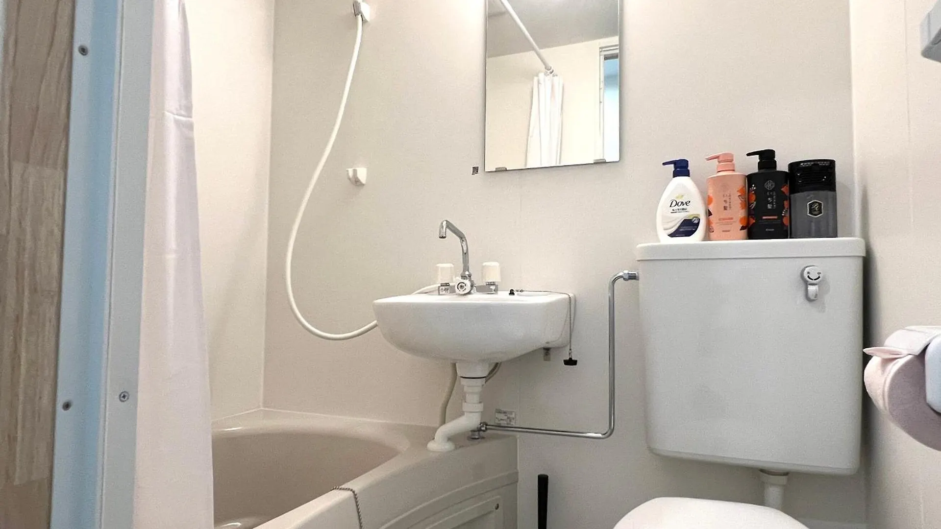 Ikebukuro Area R12 Kamiike Apartment Tokyo